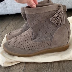 Isabel Marant “Beslay” Bootie (Taupe)